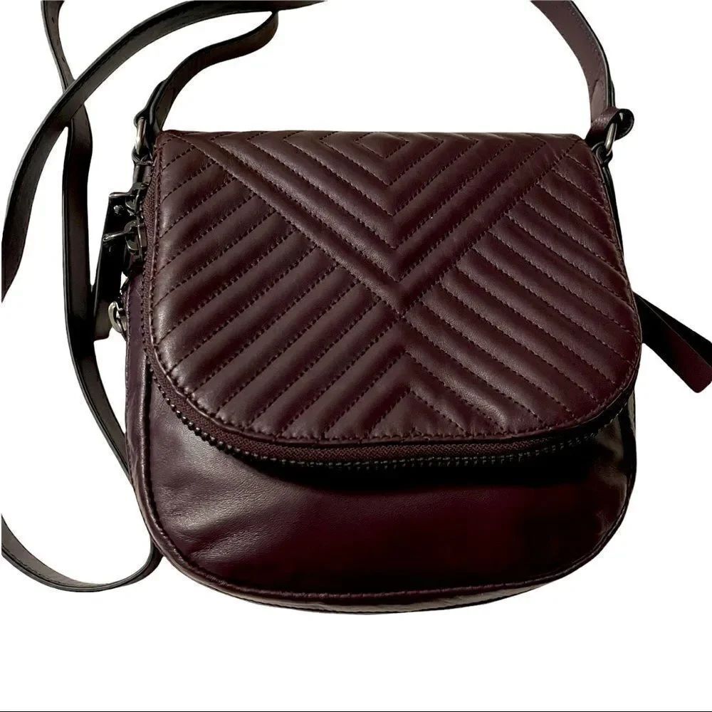VINCE CAMUTO Bailey Dark Purple Vamp Leather Zip Around Crossbody Bag